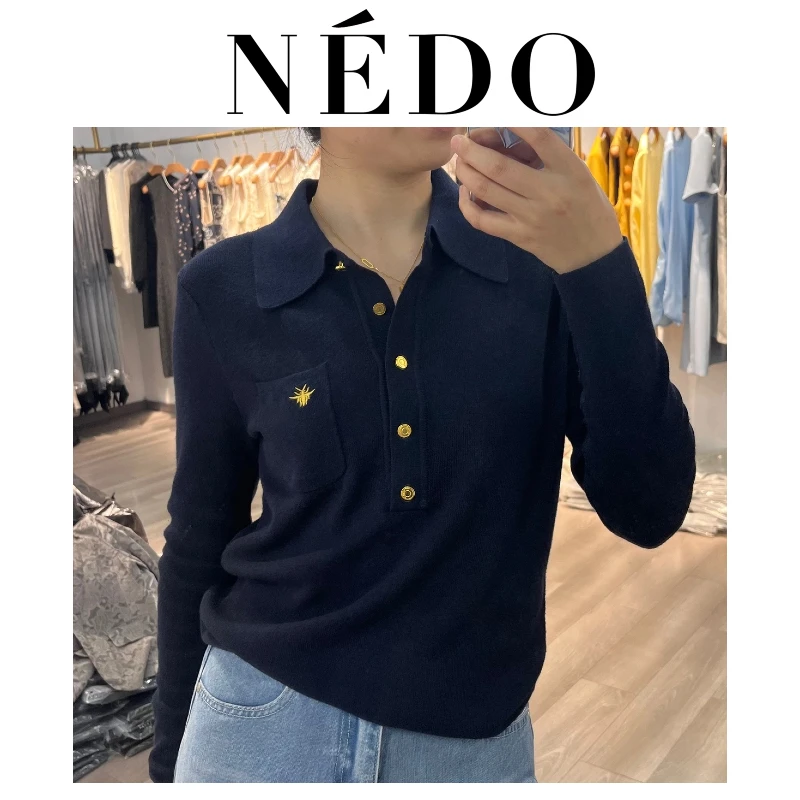 早秋新款蜜蜂刺绣时尚百搭长袖套头单排扣POLO领气质针织上衣