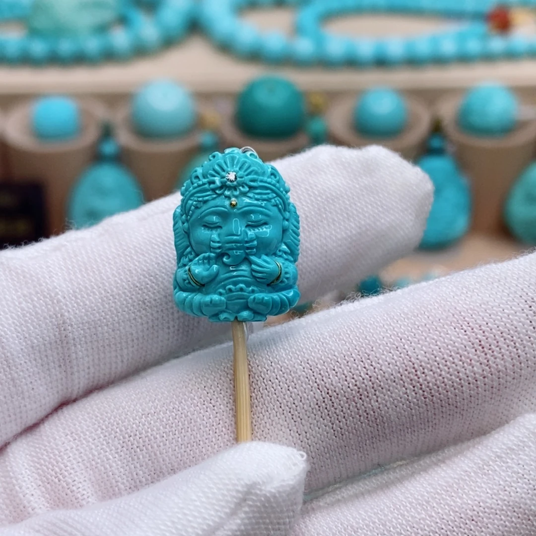 绿松石未镶嵌珠宝奇石