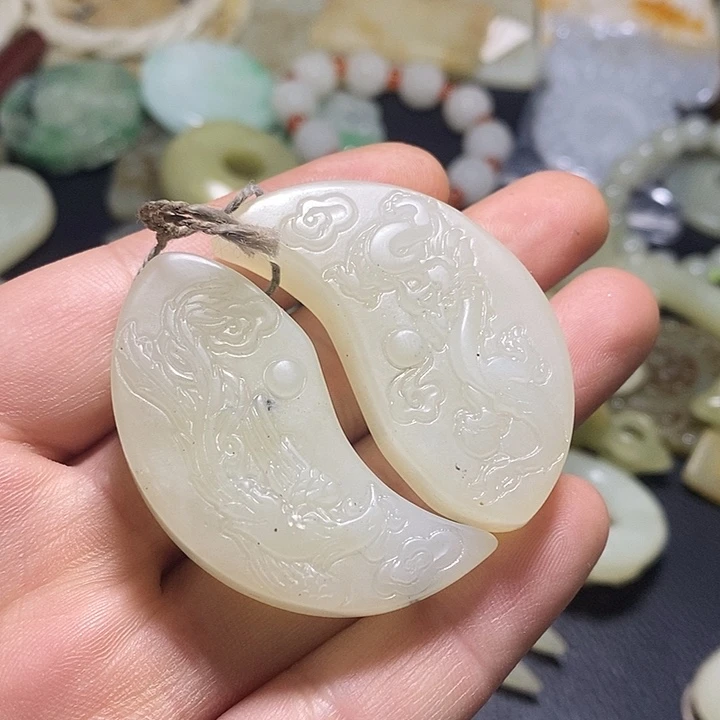 和田玉（糖玉）未镶嵌颈饰