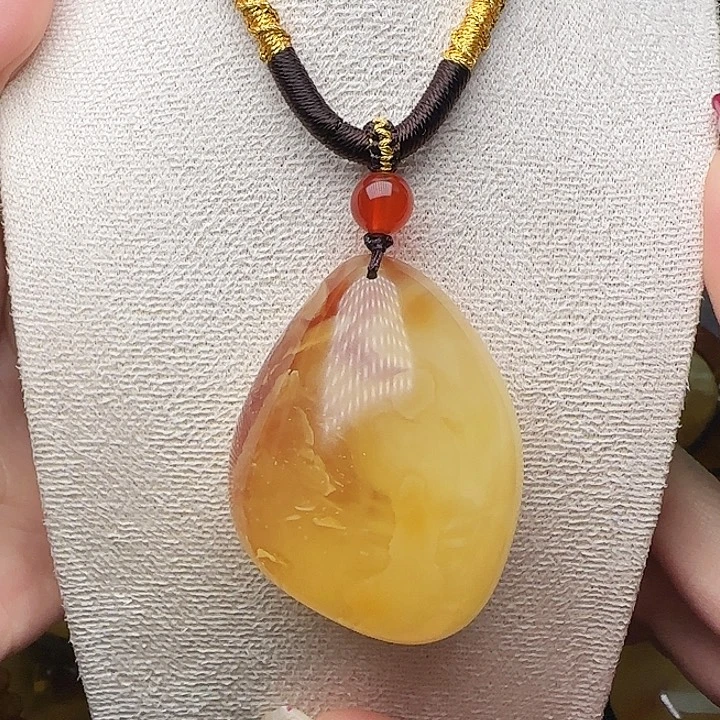 琥珀未镶嵌手链吊坠