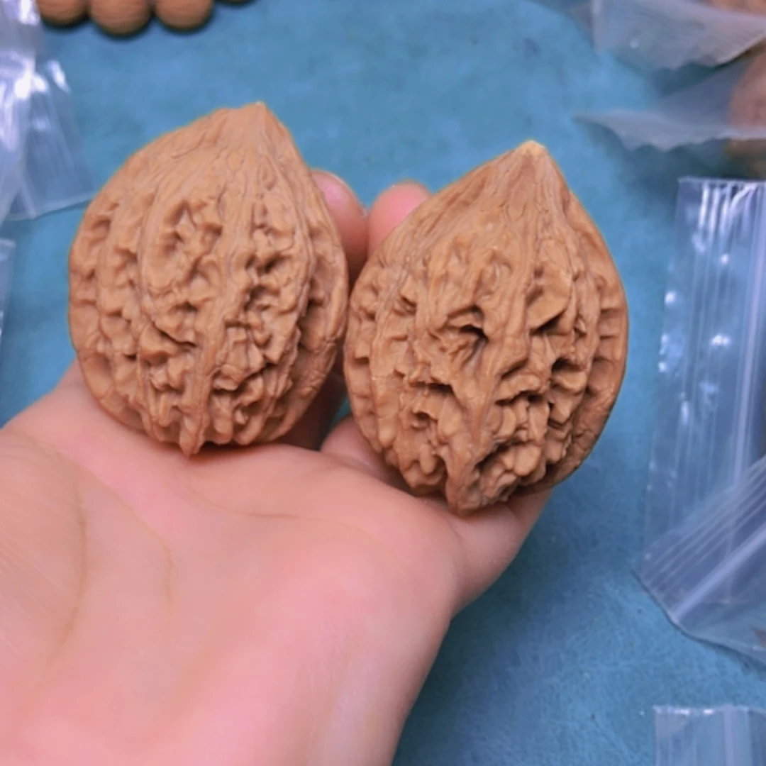 【闪购商品】把件核桃38.5大沽石有修