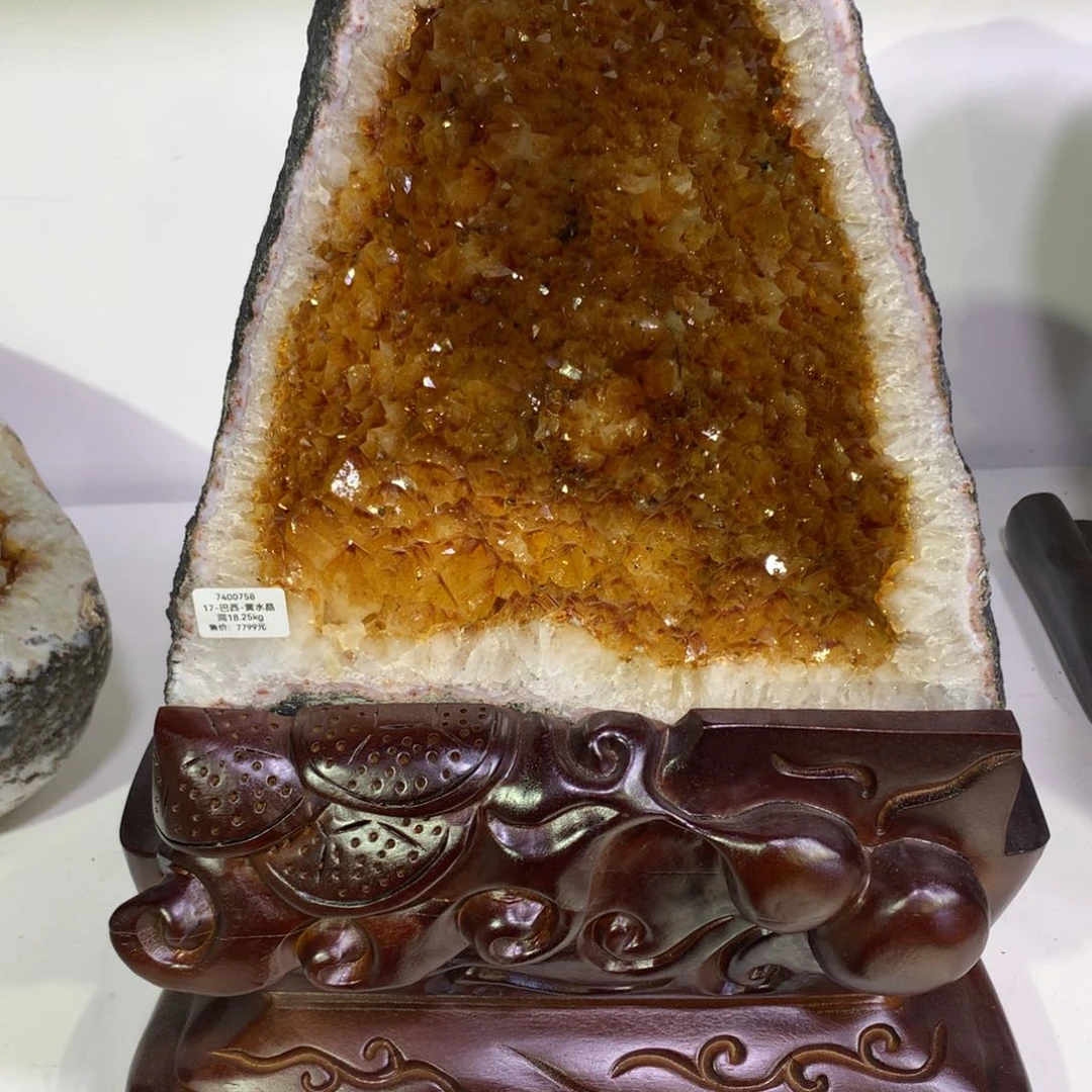 未镶嵌珠宝半成品水晶加**油黄晶洞