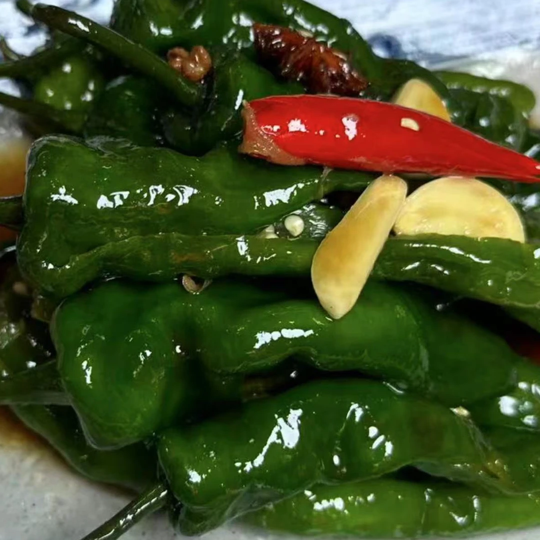 农家自种新鲜特辣薄皮小皱皮青椒应季蔬菜现摘直发香辣虎皮辣椒