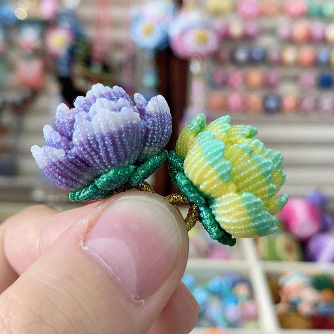 种**果牡丹花手工编绳挂件
