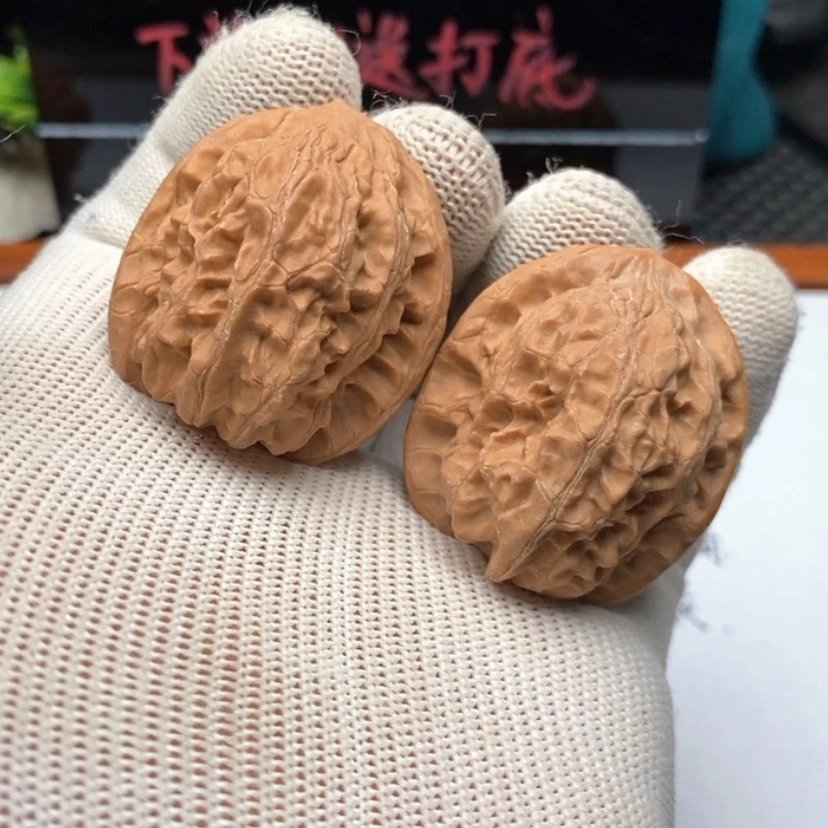 【闪购商品】文玩核桃把件60靠山王