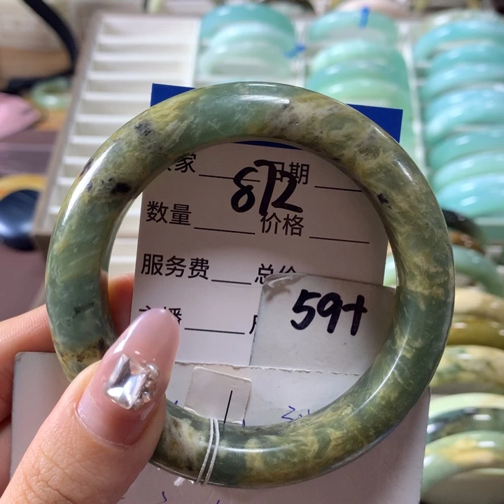 蛇纹石玉手镯未镶嵌872