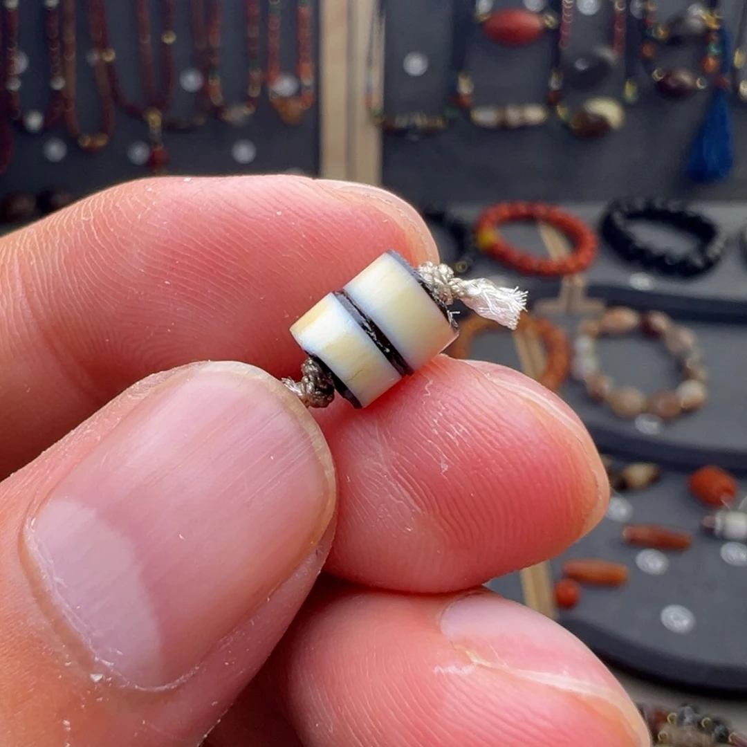 玛瑙/玉髓颈饰合金