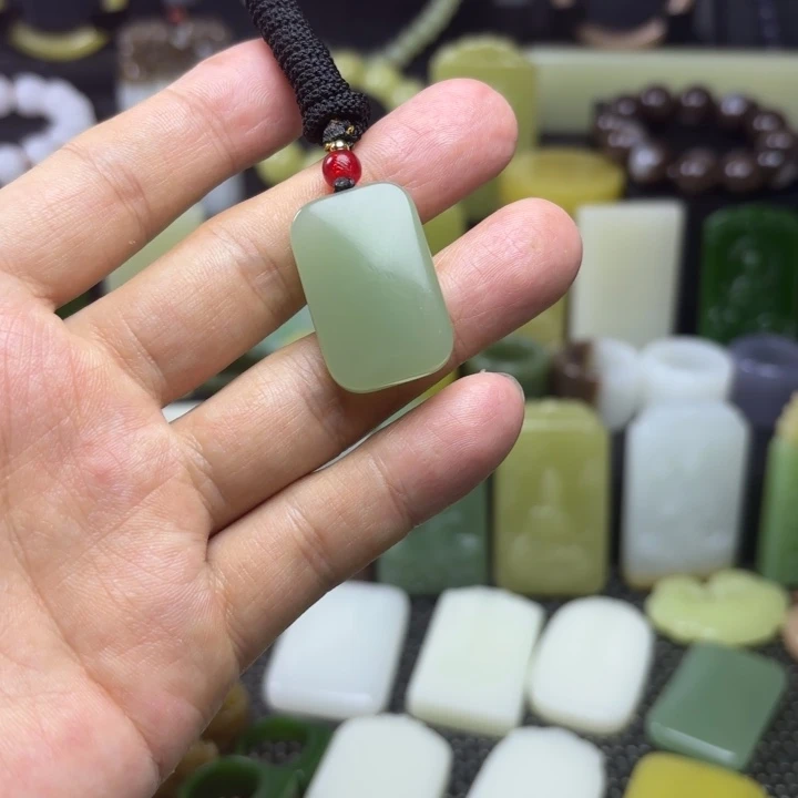 【闪购商品】和田玉未镶嵌颈饰