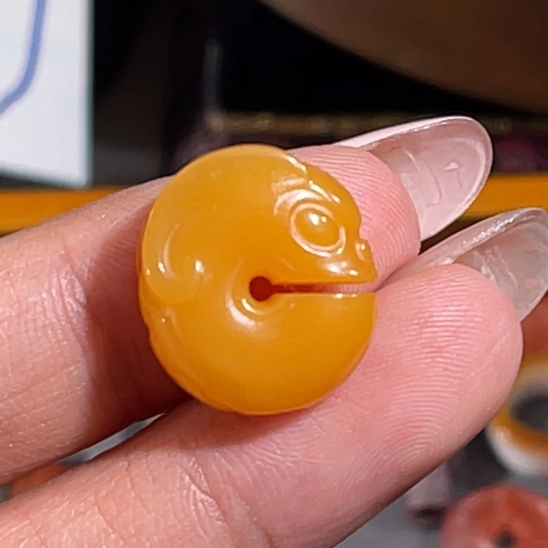 石英质玉（黄龙玉）未镶嵌玉猪龙