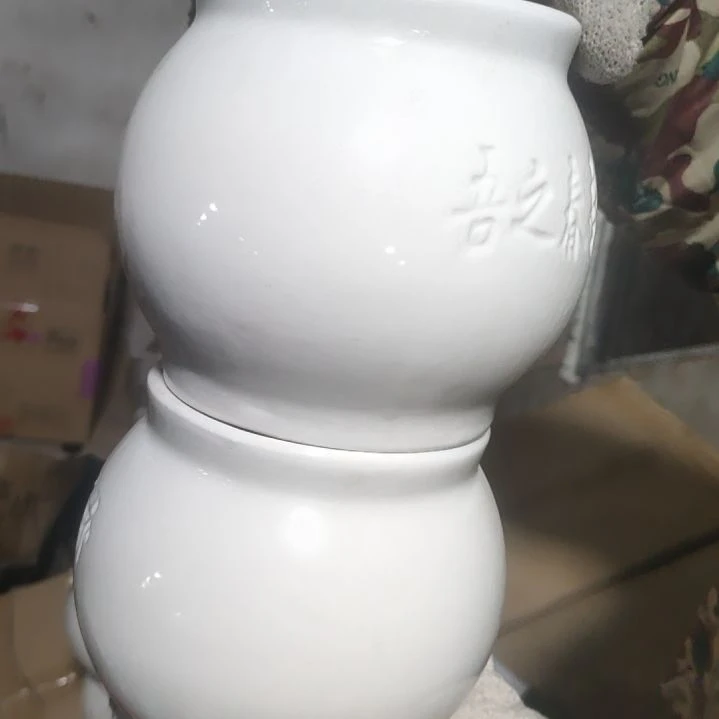 摆件陶瓷盘子碗啥都有