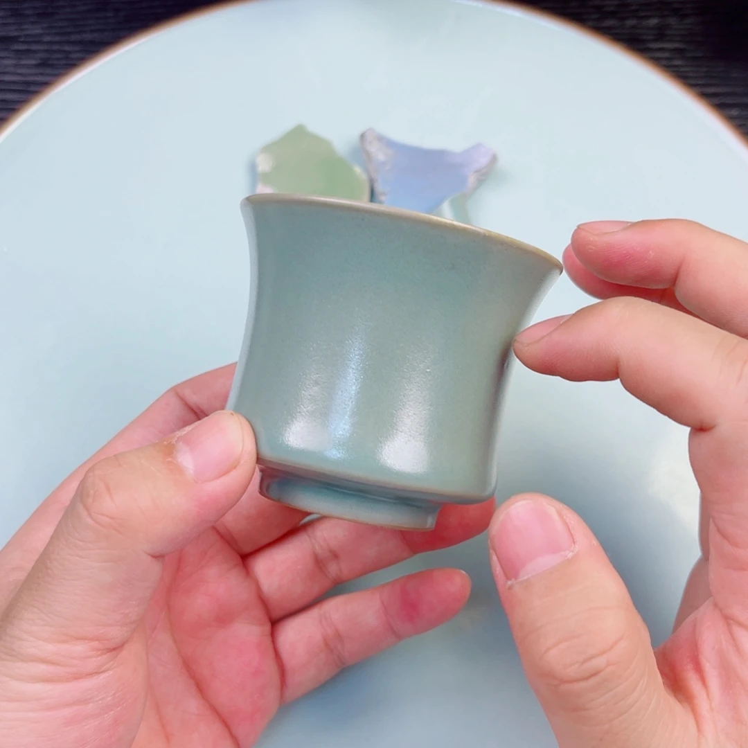 瓷片C****i不计成本交个朋友