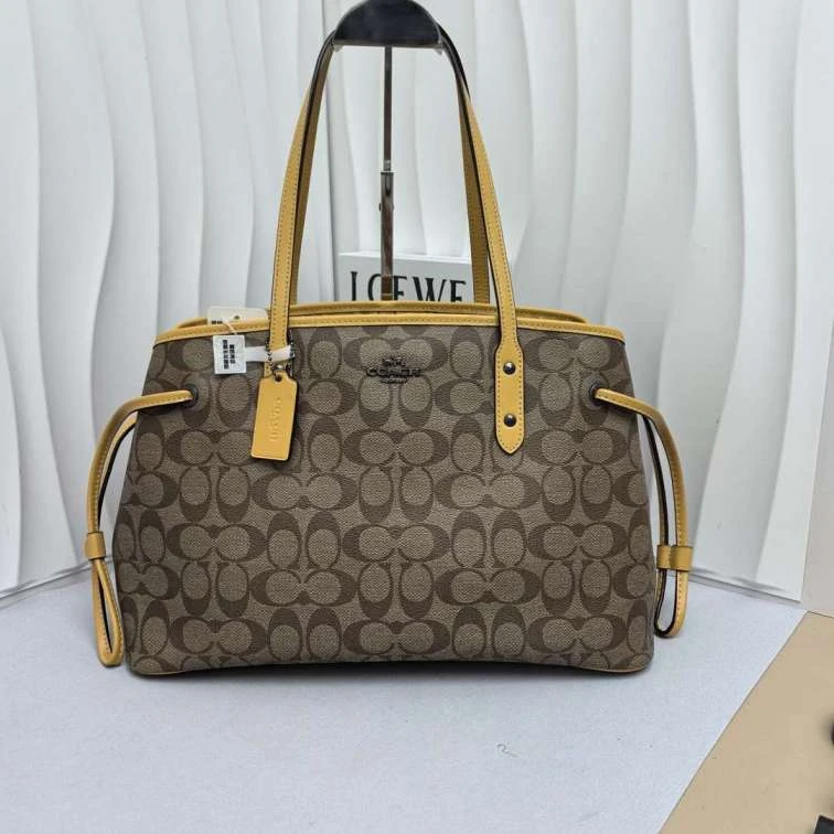 95新  COACH/蔻驰老花拼黄鲶鱼购物袋中号托特包14299996