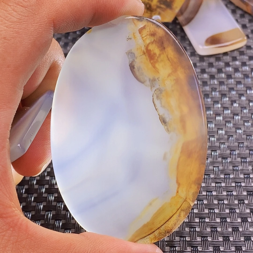 E***g玛瑙/玉髓未镶嵌吊坠(不含链)微瑕