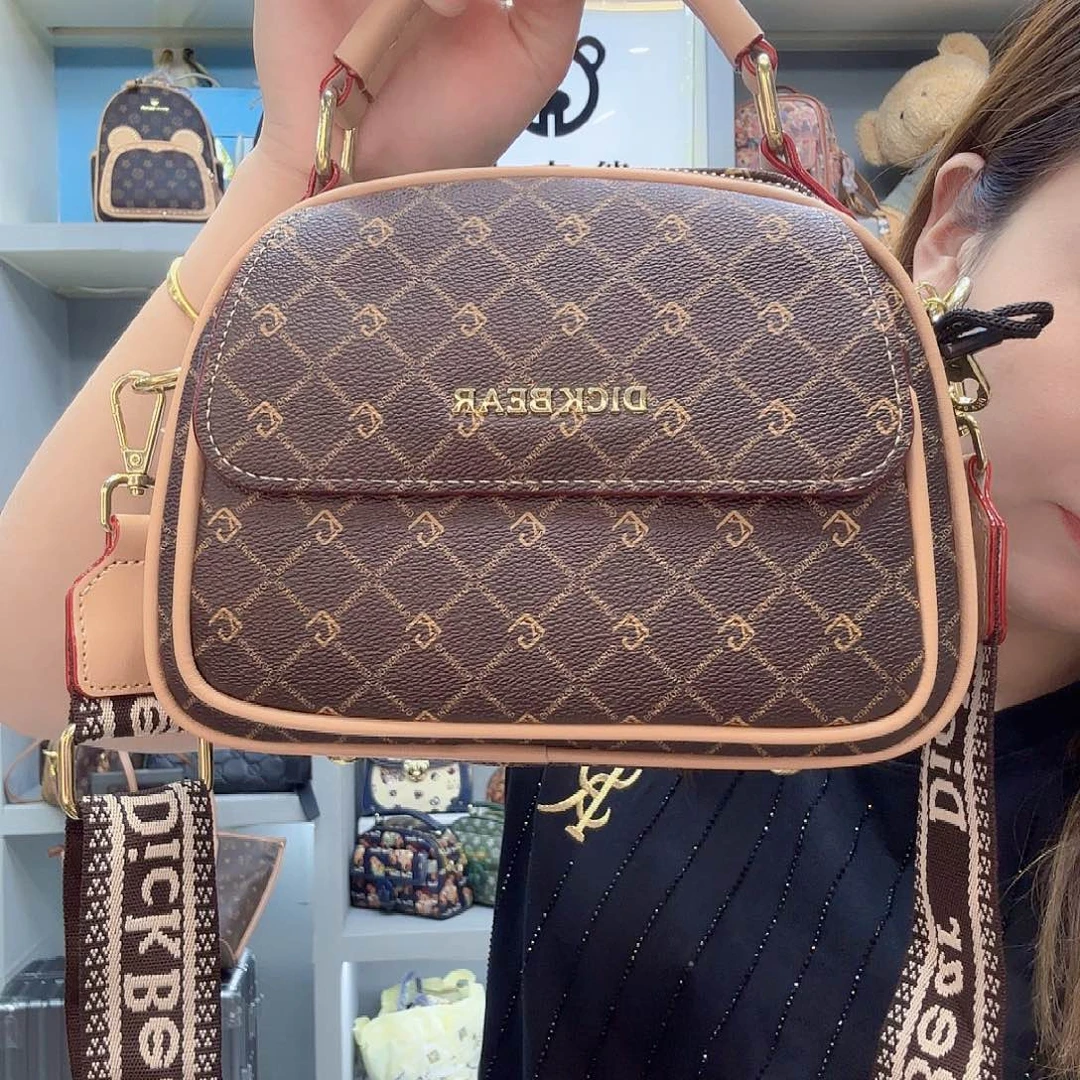 PVC9805GK咖单肩斜挎包