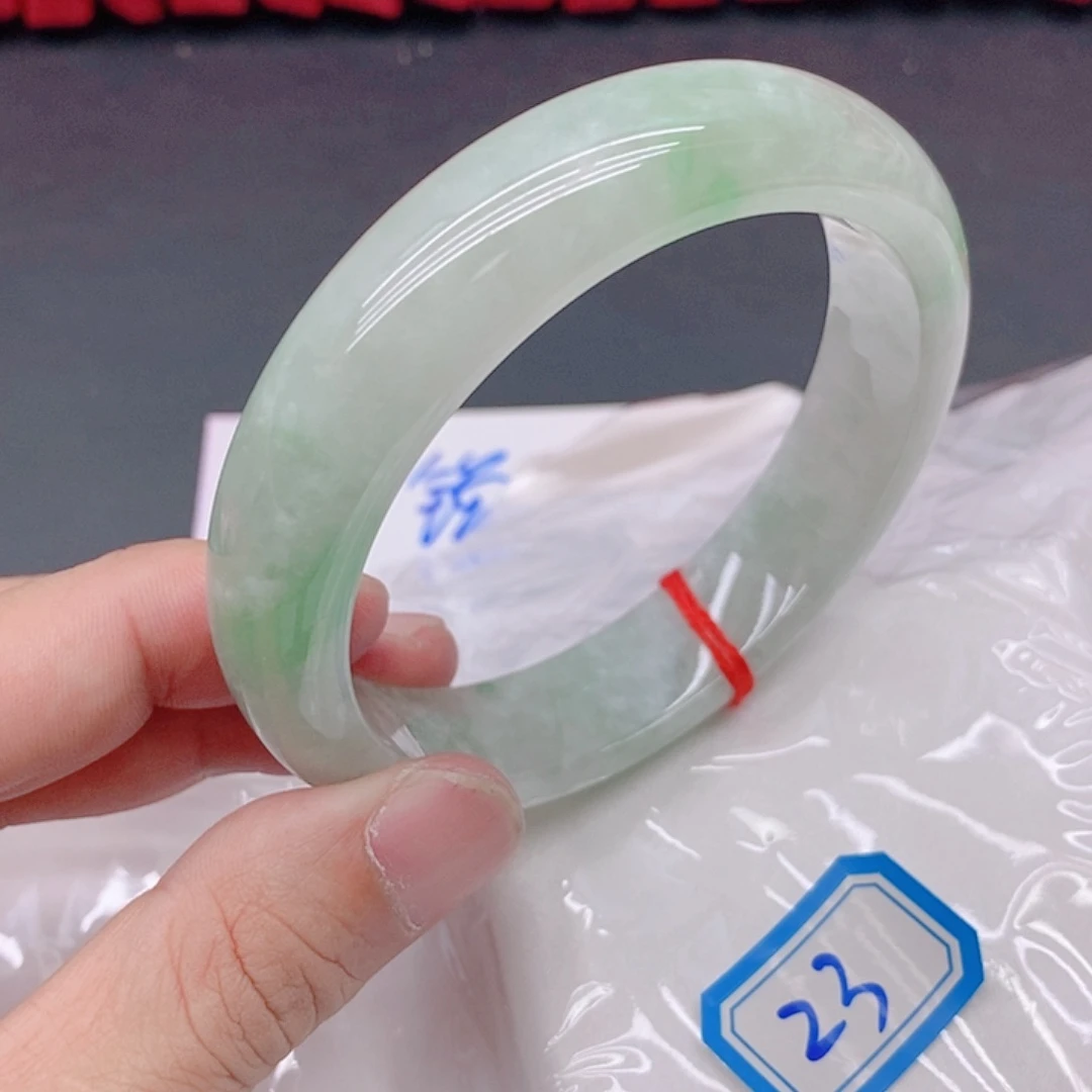 非金属翡手镯2333333
