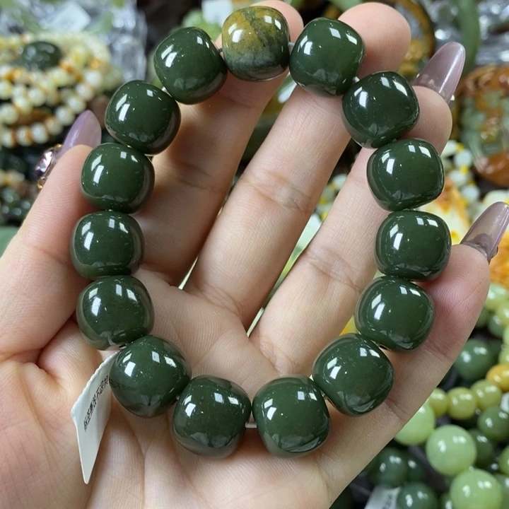 透闪石质玉手串未镶嵌饕*