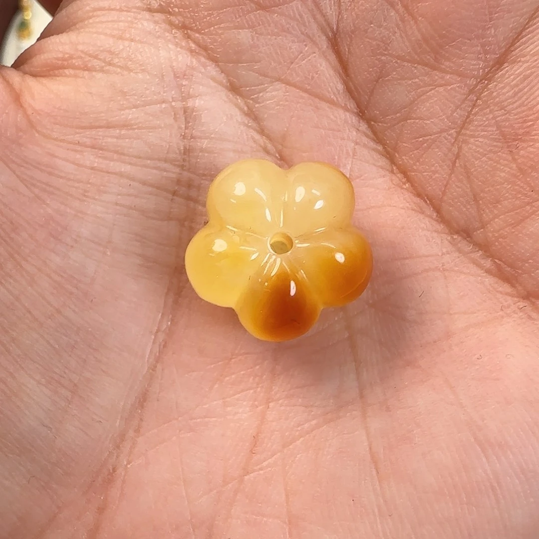 琥珀珠宝奇石未镶嵌知****乐689