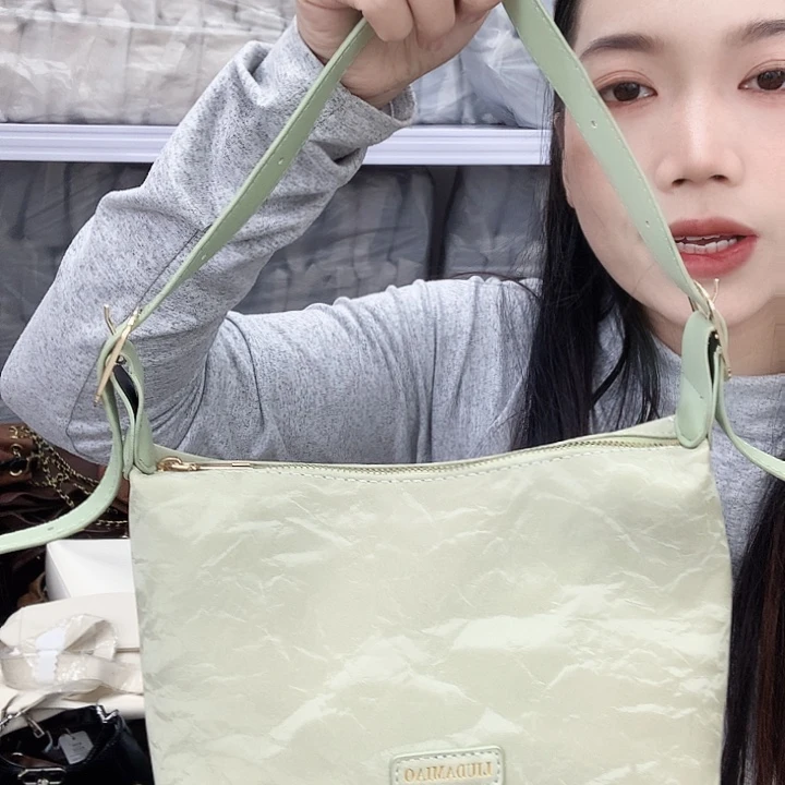 小牛皮（革）牛剖层皮革牛皮（革）