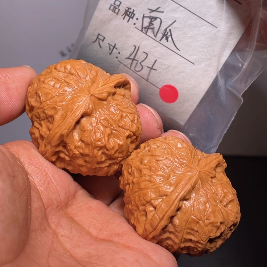 文玩核桃吊坠文玩核桃