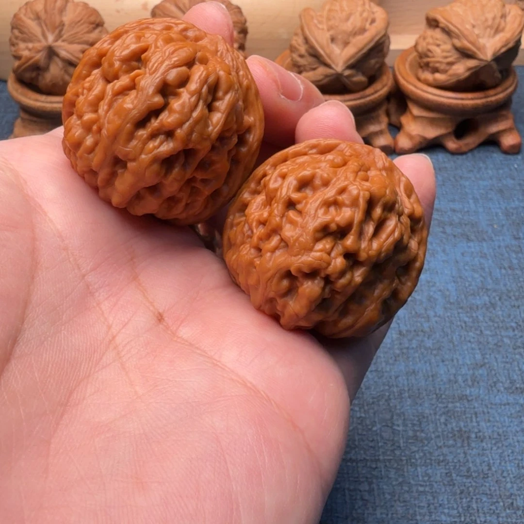 猴头核桃把件T****王祥云42尺寸1457