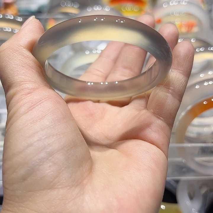 心***乔玛瑙/玉髓未镶嵌手镯