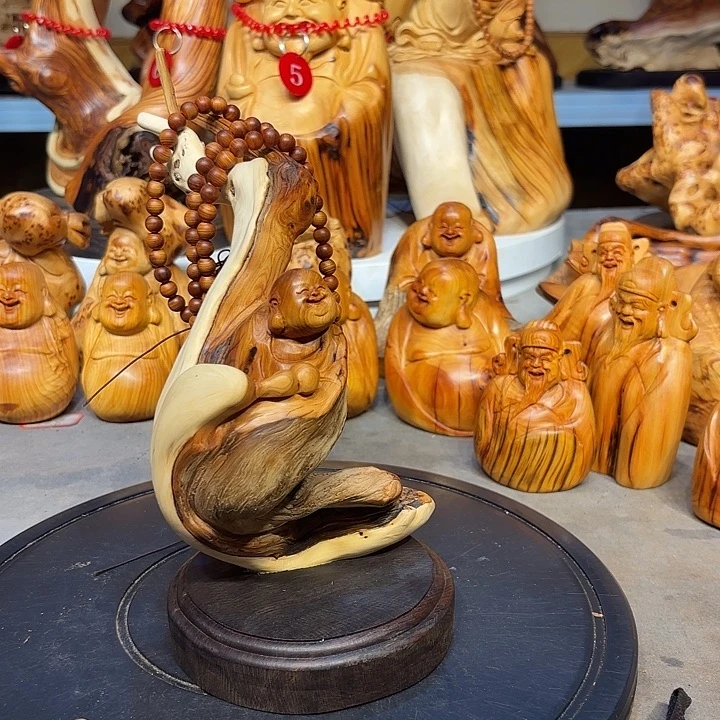 柏木太行崖柏弥勒佛