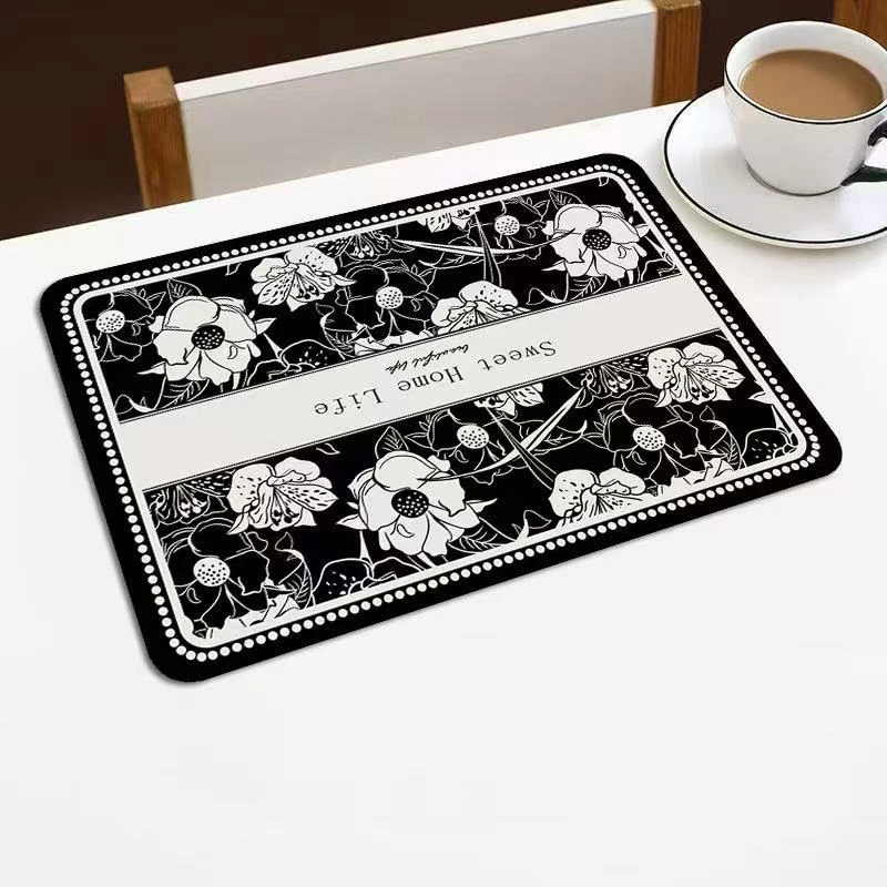 Miss House小屋 高颜值轻奢黑白防滑隔热吸水升级款硅藻泥餐垫