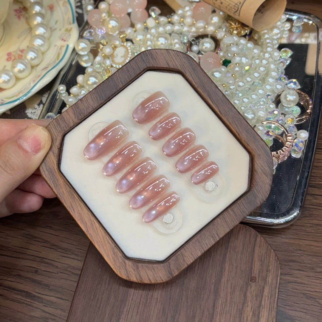 【紫霞】淡粉色指尖追光猫眼简约精致纯手工穿戴甲10片