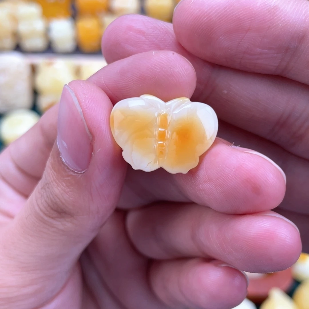 琥珀未镶嵌裸石蜜蜡