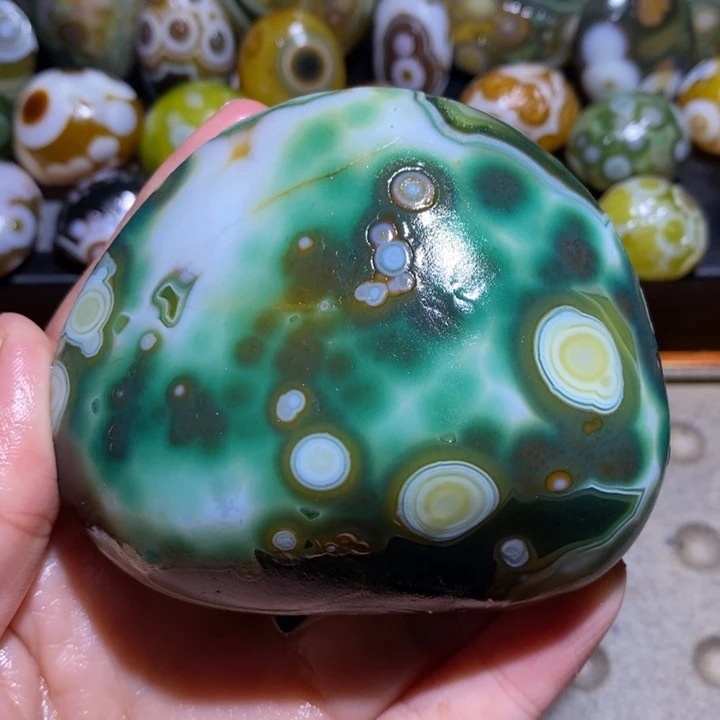 未镶嵌玛瑙/玉髓珠宝半成品108