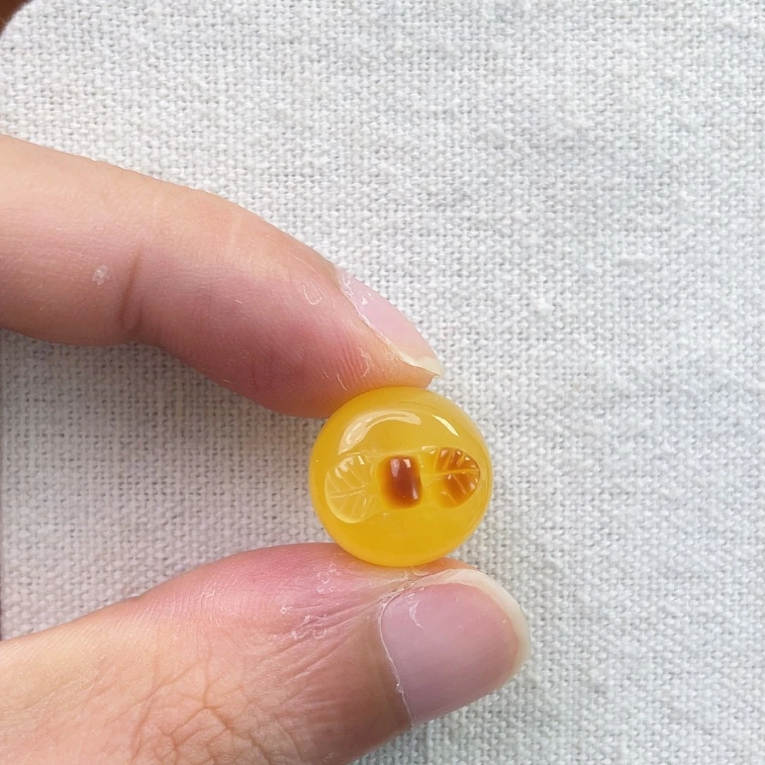 琥珀未镶嵌裸石苹果