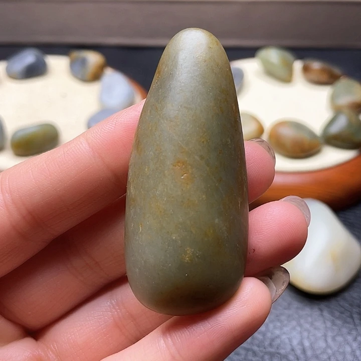 和田玉颈饰未镶嵌11