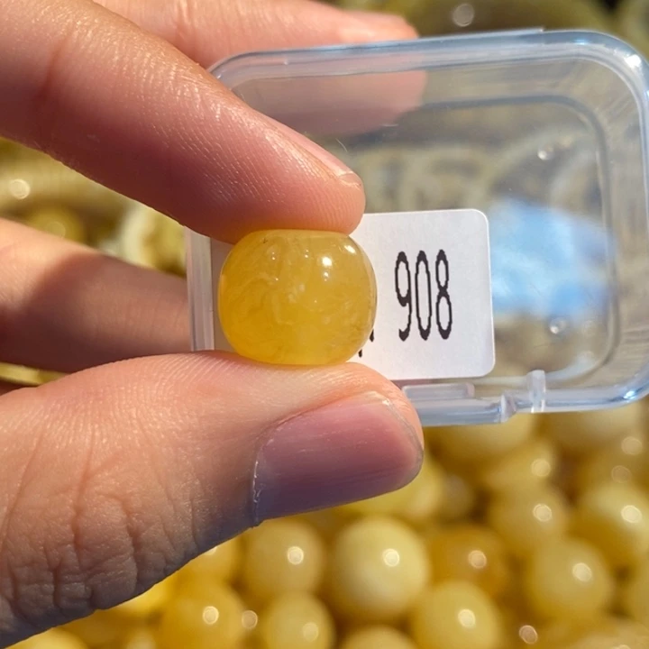 琥珀未镶嵌珠宝奇石408