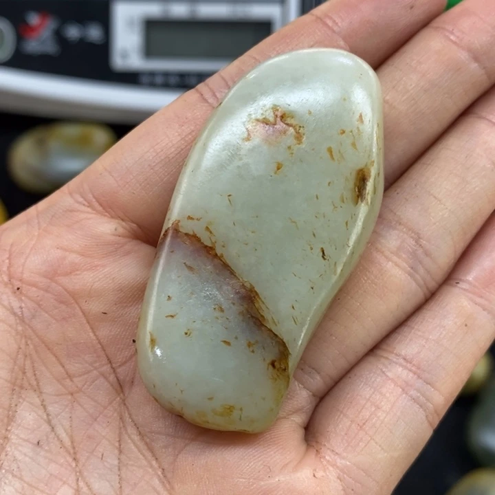 未镶嵌和田玉（糖玉）挂件
