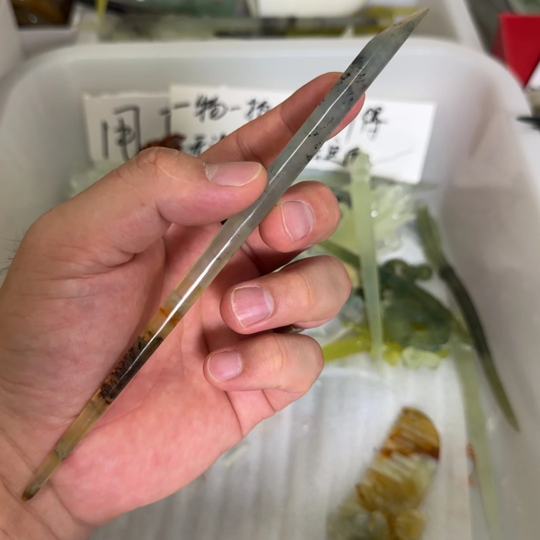 蛇纹石玉未镶嵌发饰