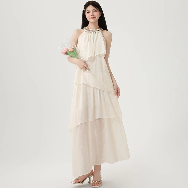 法式温柔风闪闪钉珠挂脖系带蛋糕裙女夏季新款荷叶边大摆气质长裙