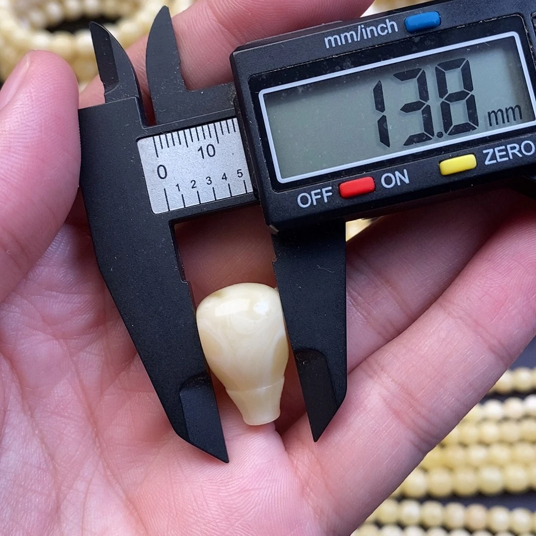 我***牢琥珀未镶嵌珠宝奇石