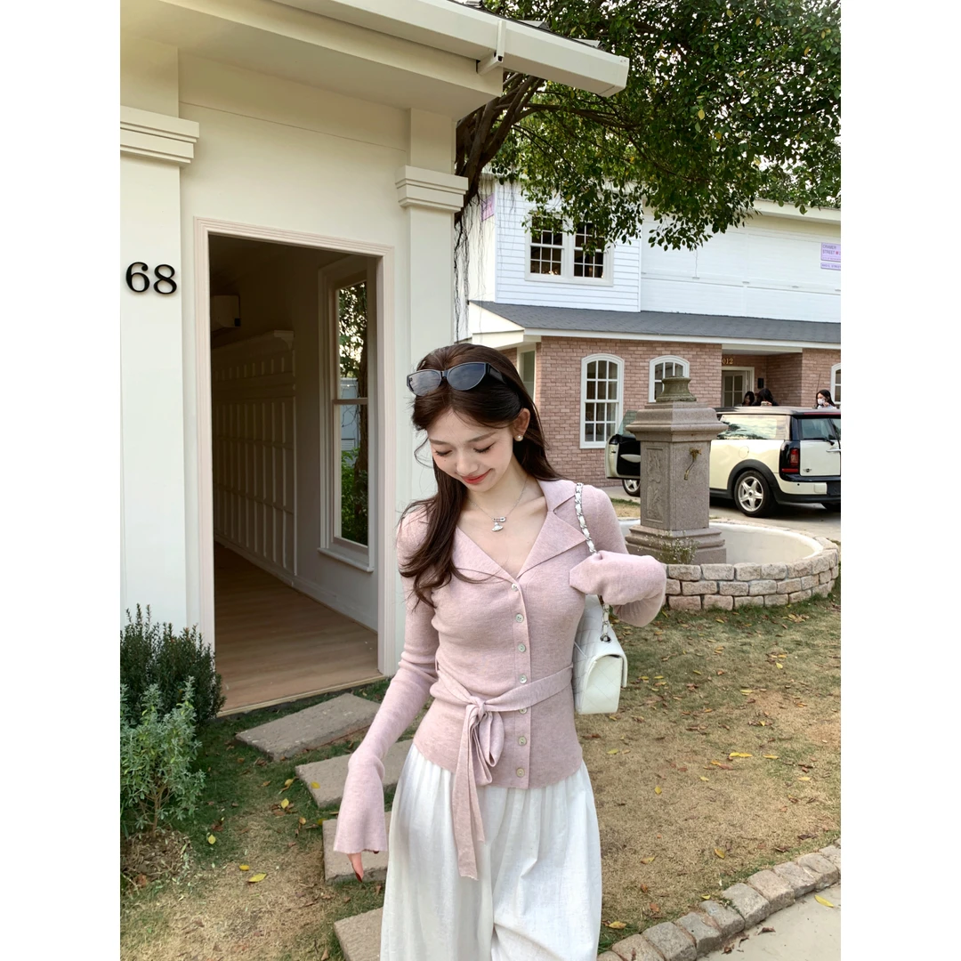 万万不熬夜【奥汀玫瑰 rose】早春新款粉色气质百搭设计感毛针上衣