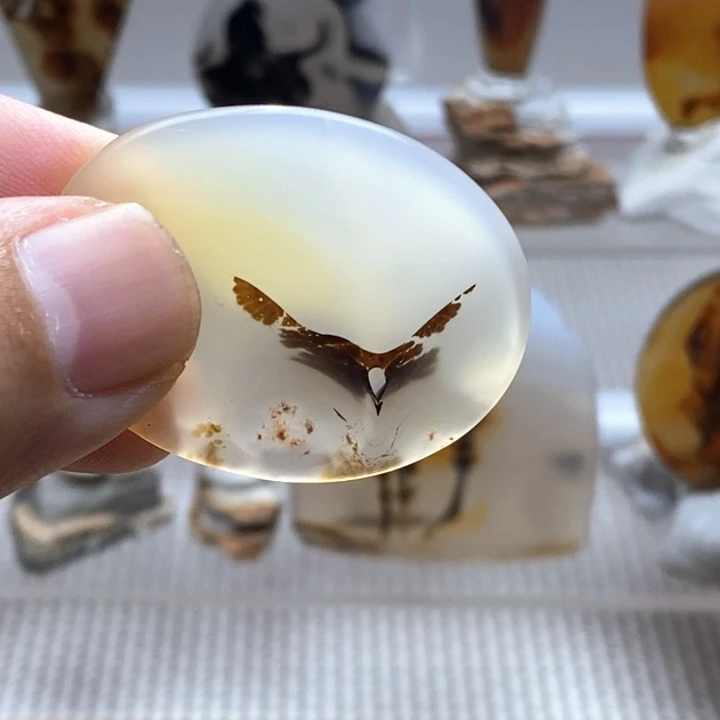 合金颈饰玛瑙/玉髓