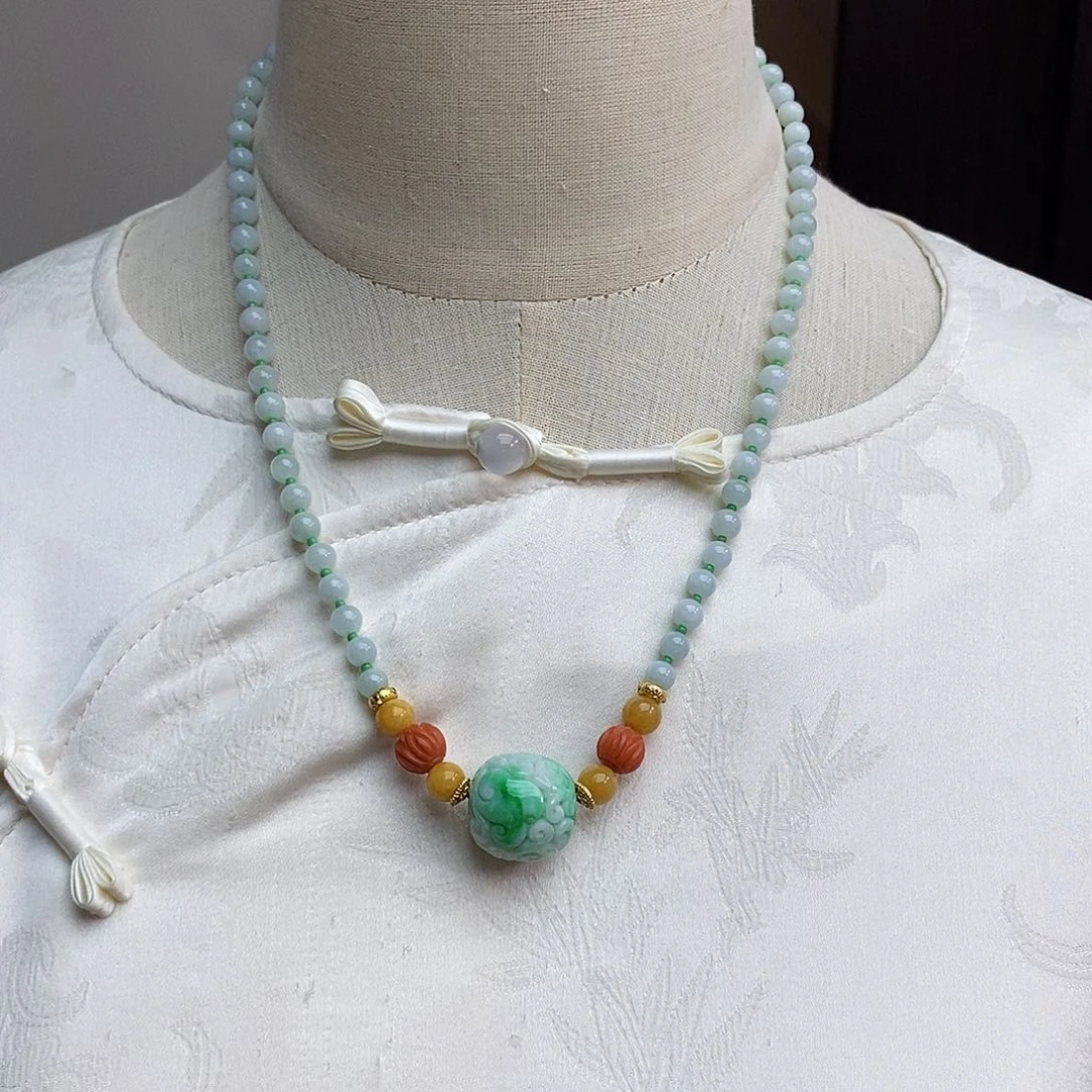 翡翠颈饰未镶嵌天然