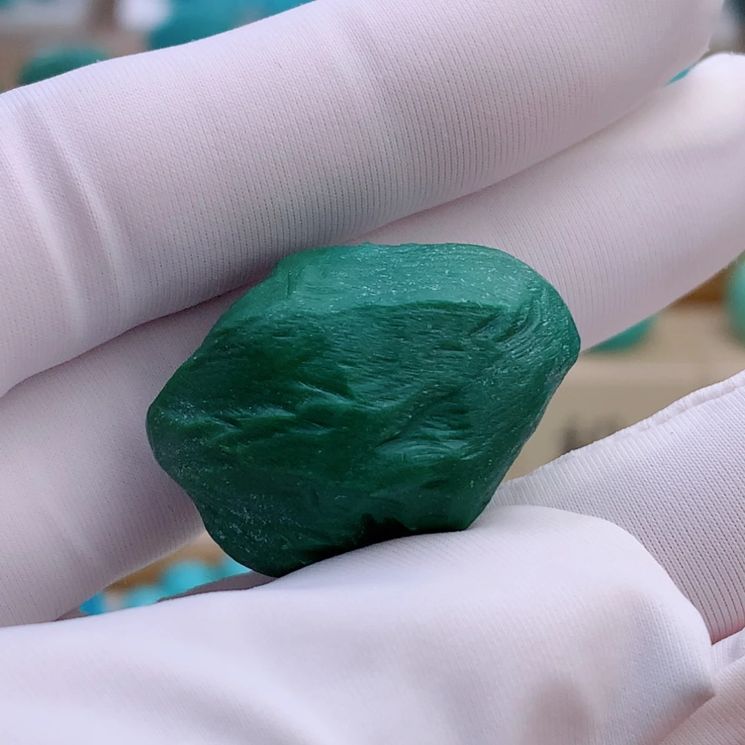 绿松石未镶嵌挂件