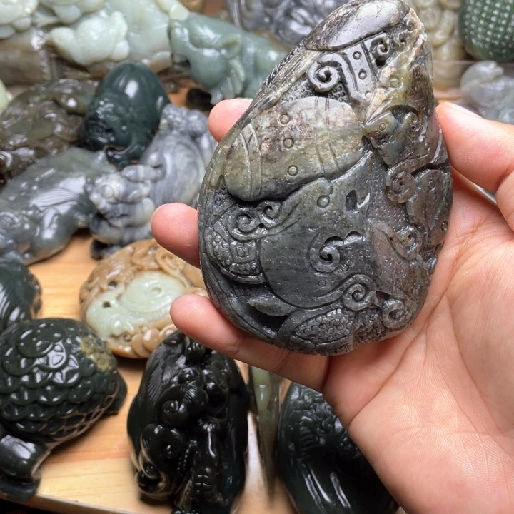 和田玉未镶嵌挂件