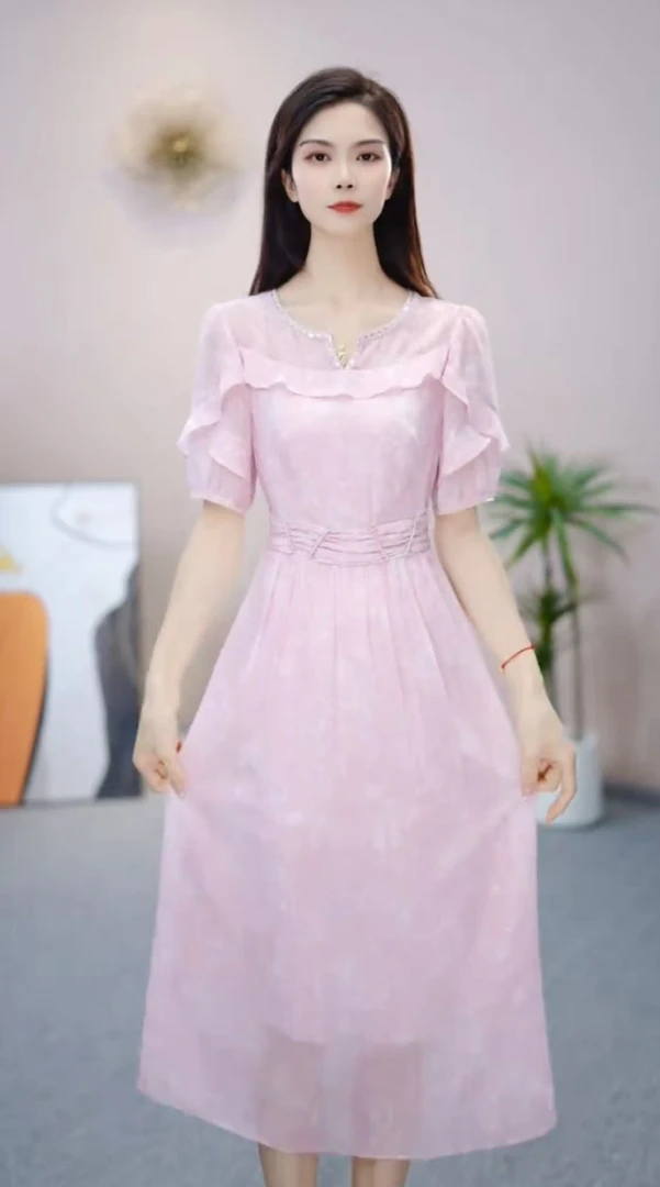 [依橙服饰] KK948  #  新款 2025 时尚  减龄 收腰 显瘦  连衣裙