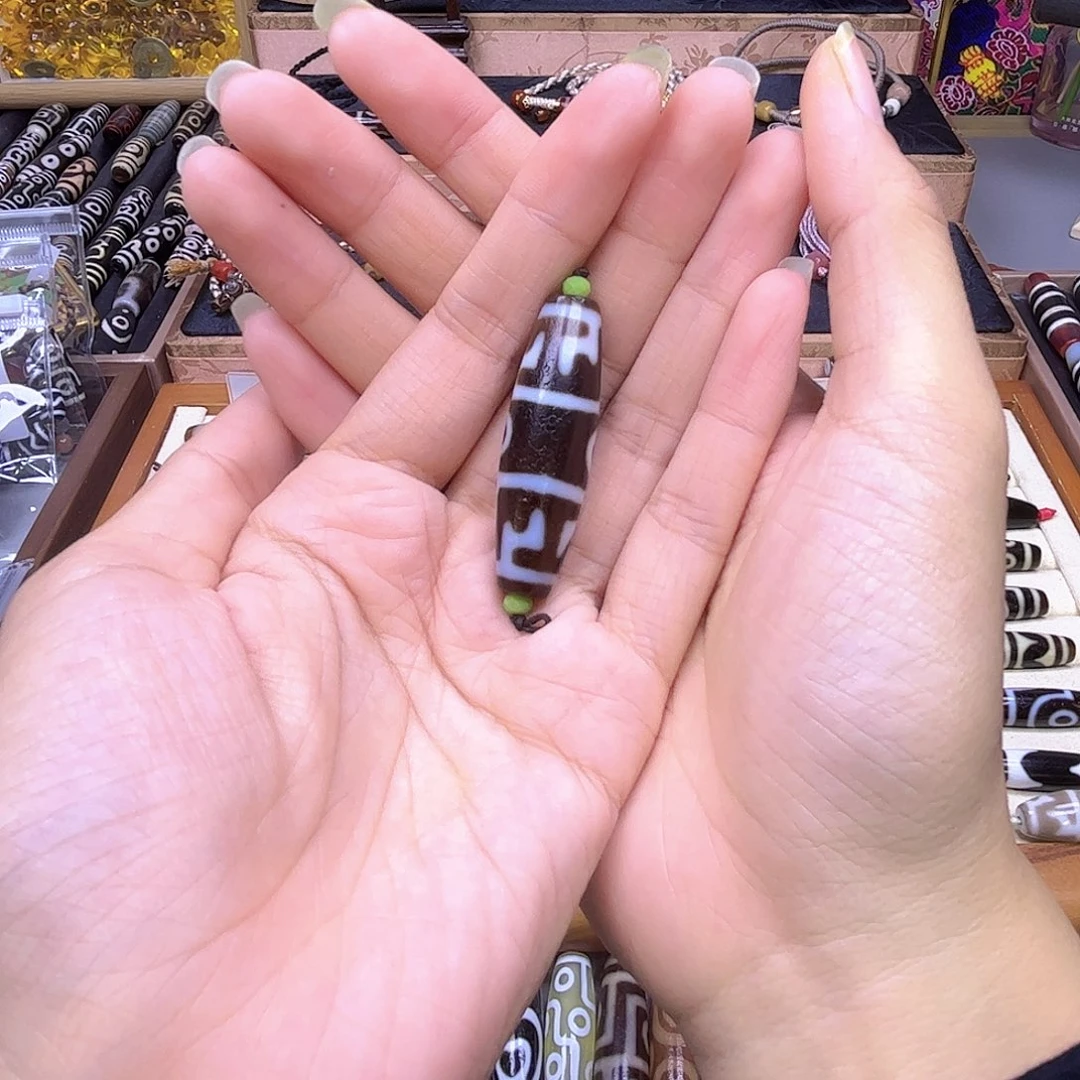 柒***惗玛瑙/玉髓未镶嵌颈饰