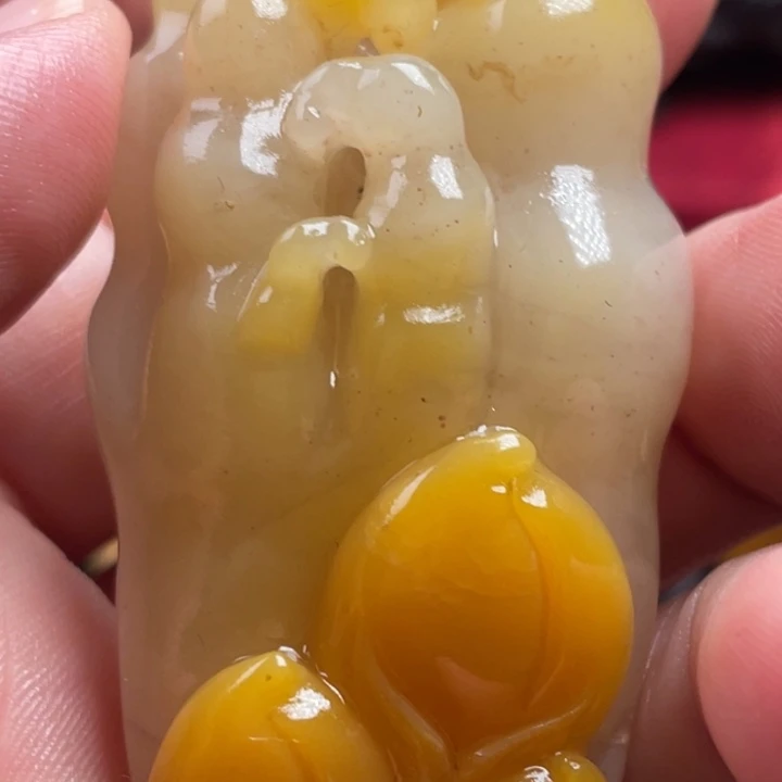 老挝石满满丝田黄