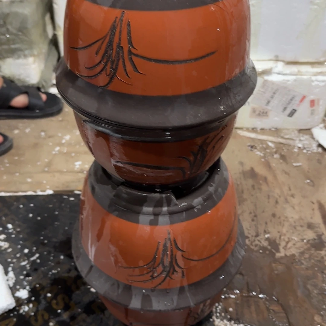 紫砂花盆口径19高度12口15高度10