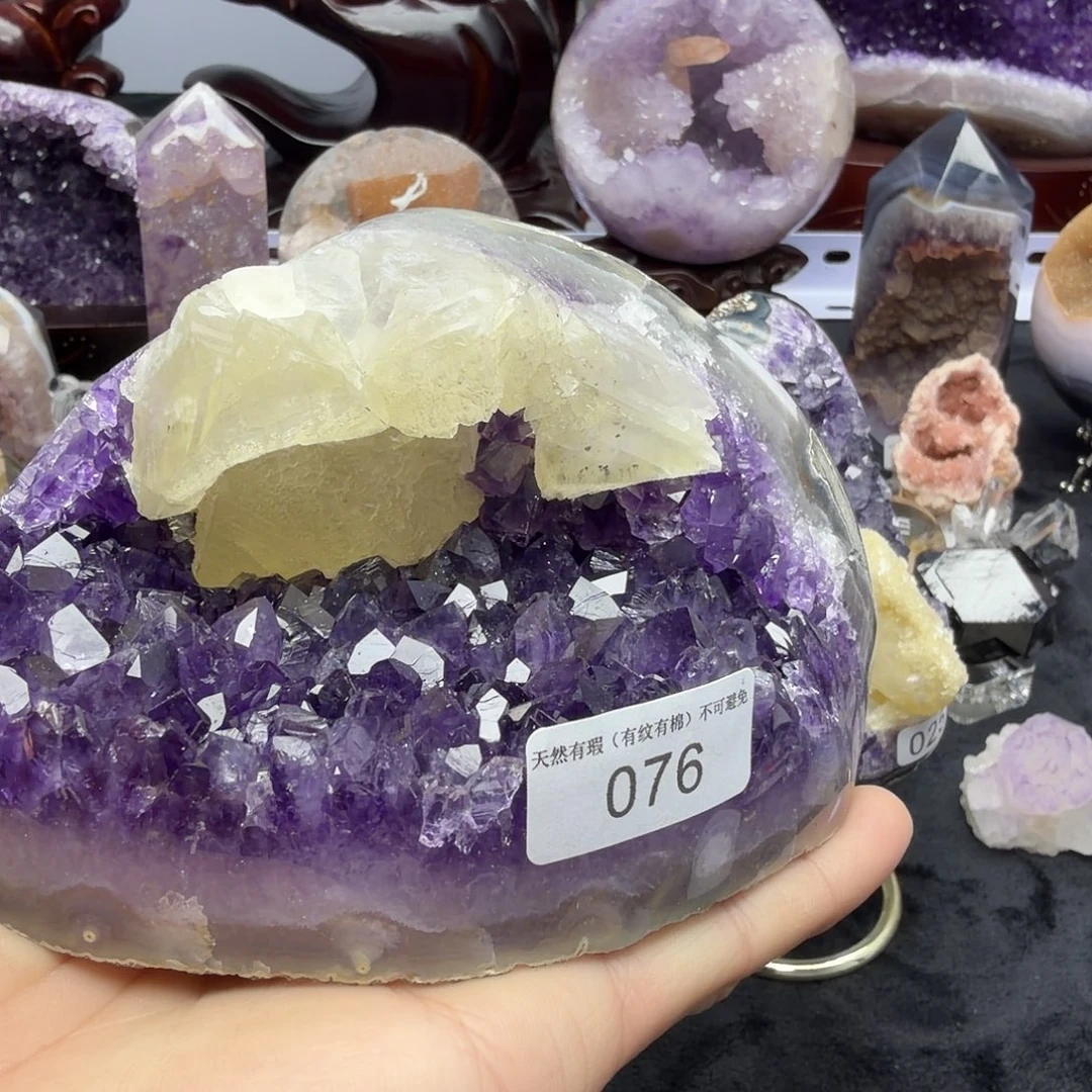 未镶嵌水晶珠宝半成品