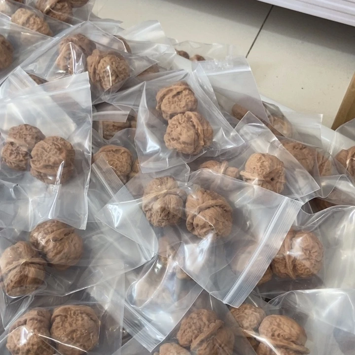 吊坠文玩核桃蛤蟆瑕疵