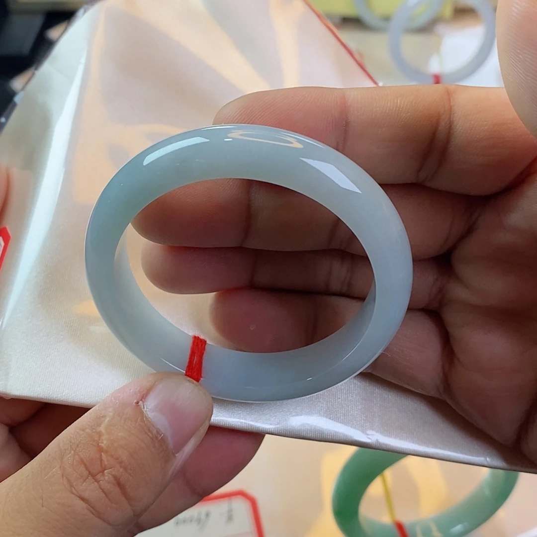 【闪购商品】未镶嵌手镯翡翠牛*