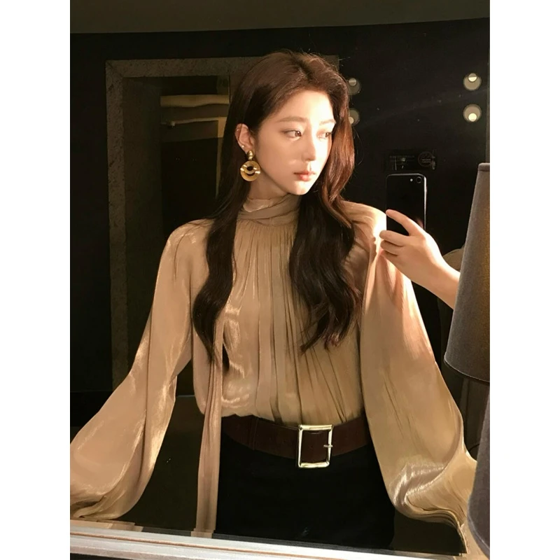 2025早秋通勤穿搭法式小资上衣高级感老钱风香槟色精致设计衬衫女